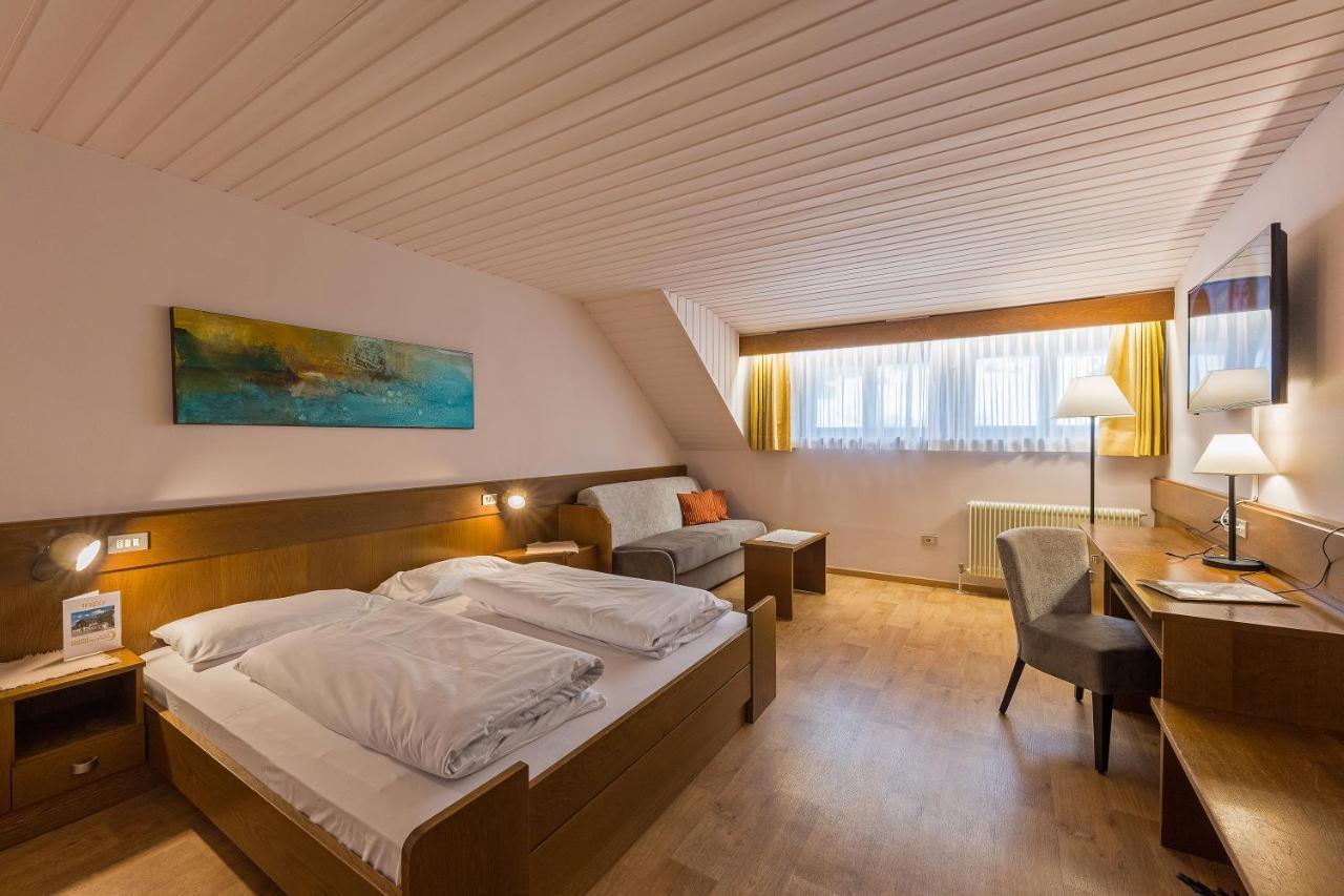 Hotel Mondschein Sexten Esterno foto
